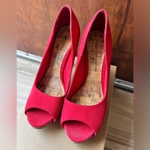 Christian Siriano Heels platform peep toe